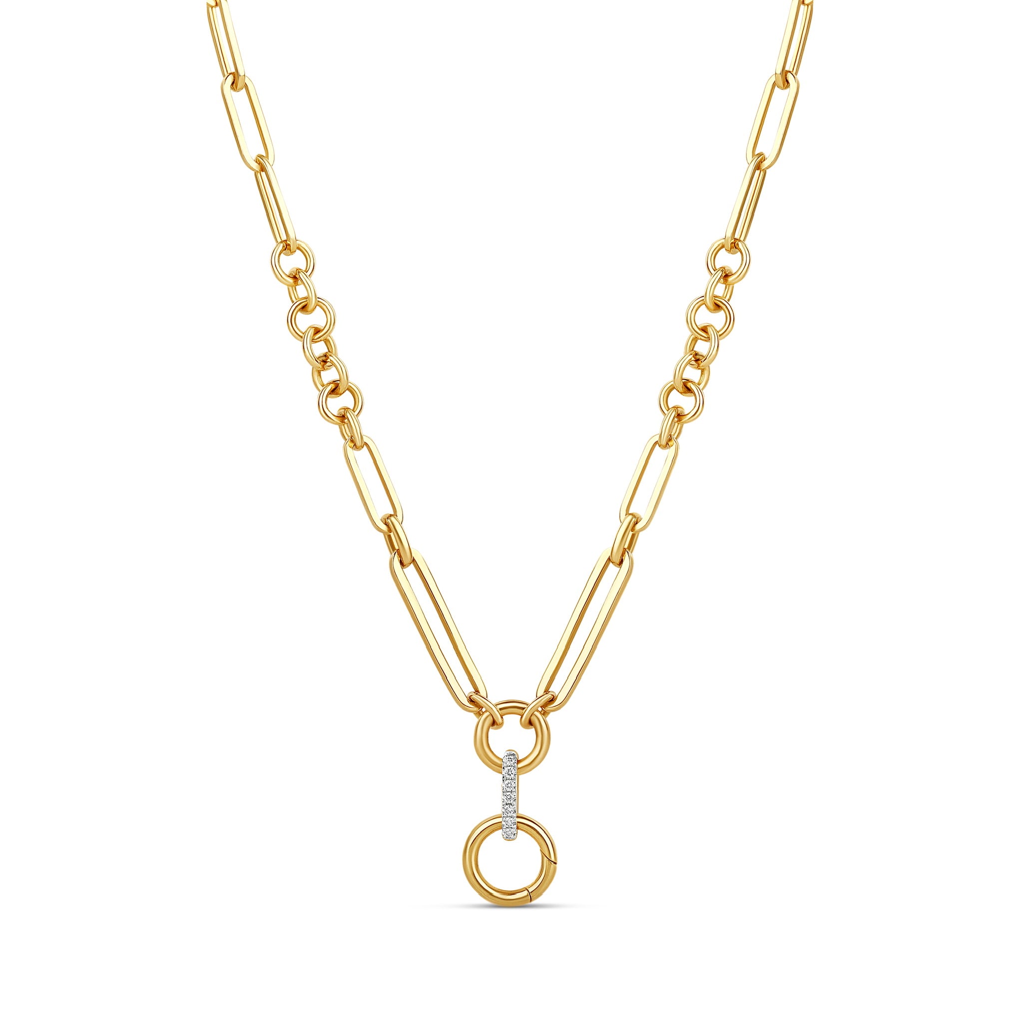 18-karat yellow gold chain necklace with elongated links and a pave diamond-accented charm centerpiece. A bold and sophisticated design for versatile styling.